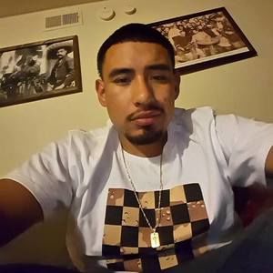 Meet your Posher, Efrain